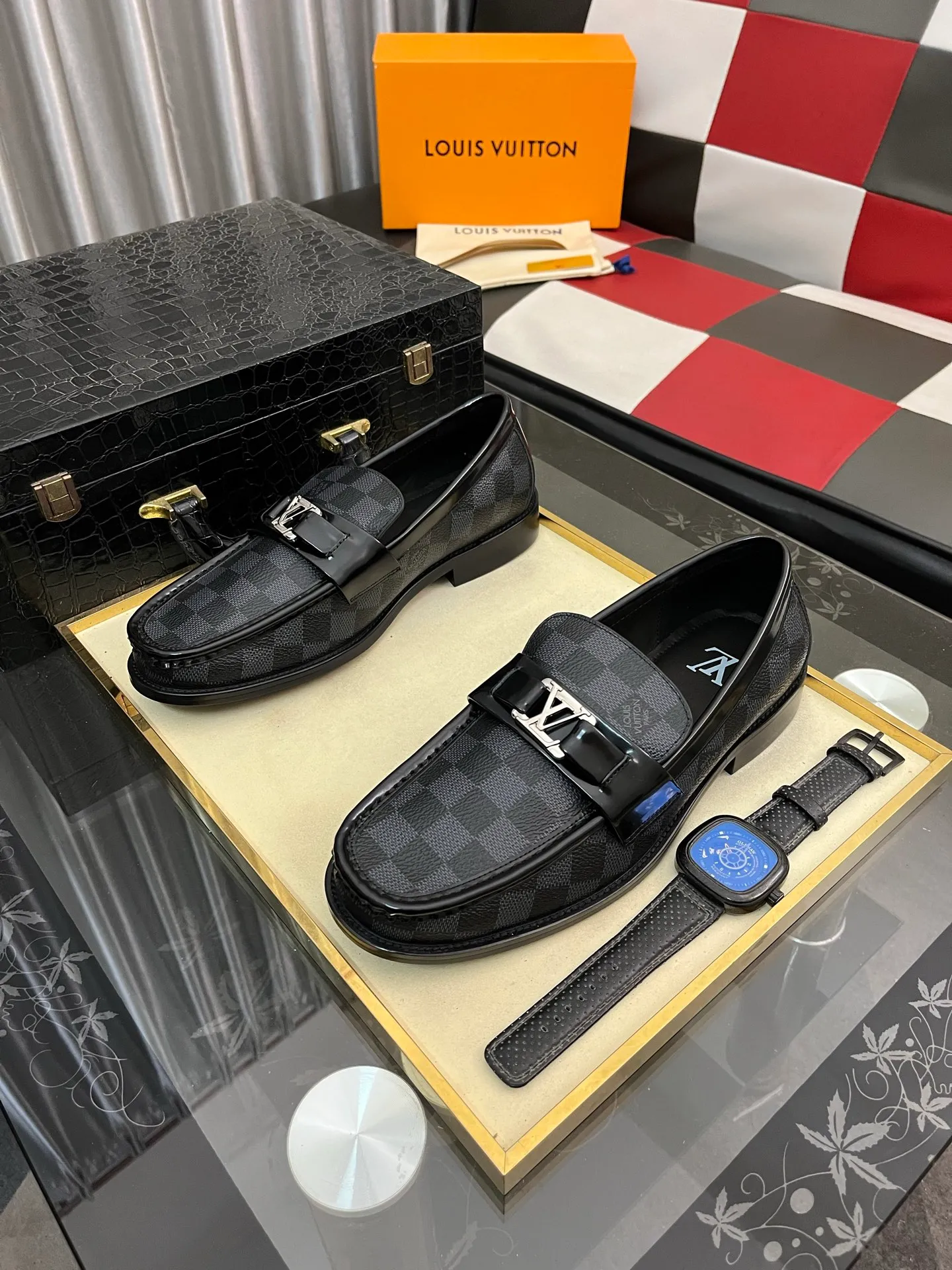 Men's Men's Shoes Men's Men's Shoes 💰520⌚️⌚️[LV] The most popular classic Louis Vuitton leather shoes. Synchronized with the official website, the upper adopts Italian imported upper embossing➕comfortable cowhide lining, fashionable atmosphere, unique brand and unique craftsmanship. Highlighting the hot style of the new year. Stop hesitating, stop wandering, get it now. Code number: 38--44. 3️⃣colors available